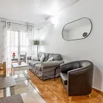 Cozy In With Swimming Pool Апартаменти *